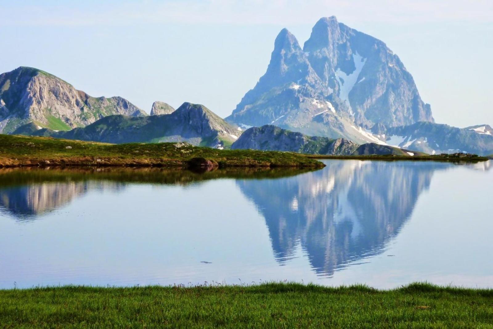 Penzion Borda De Fadrin Ipies Exteriér fotografie